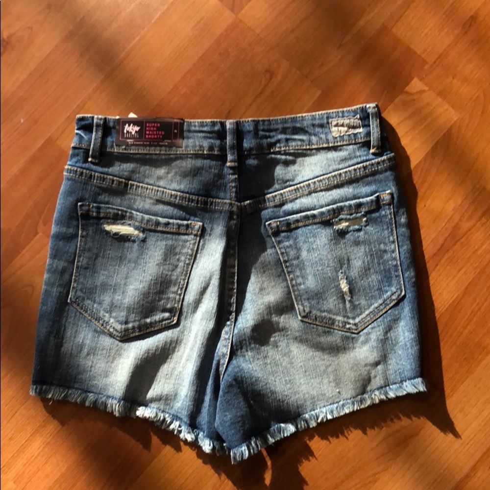 Aeropostale super high waisted shorty - Picture 2 of 2